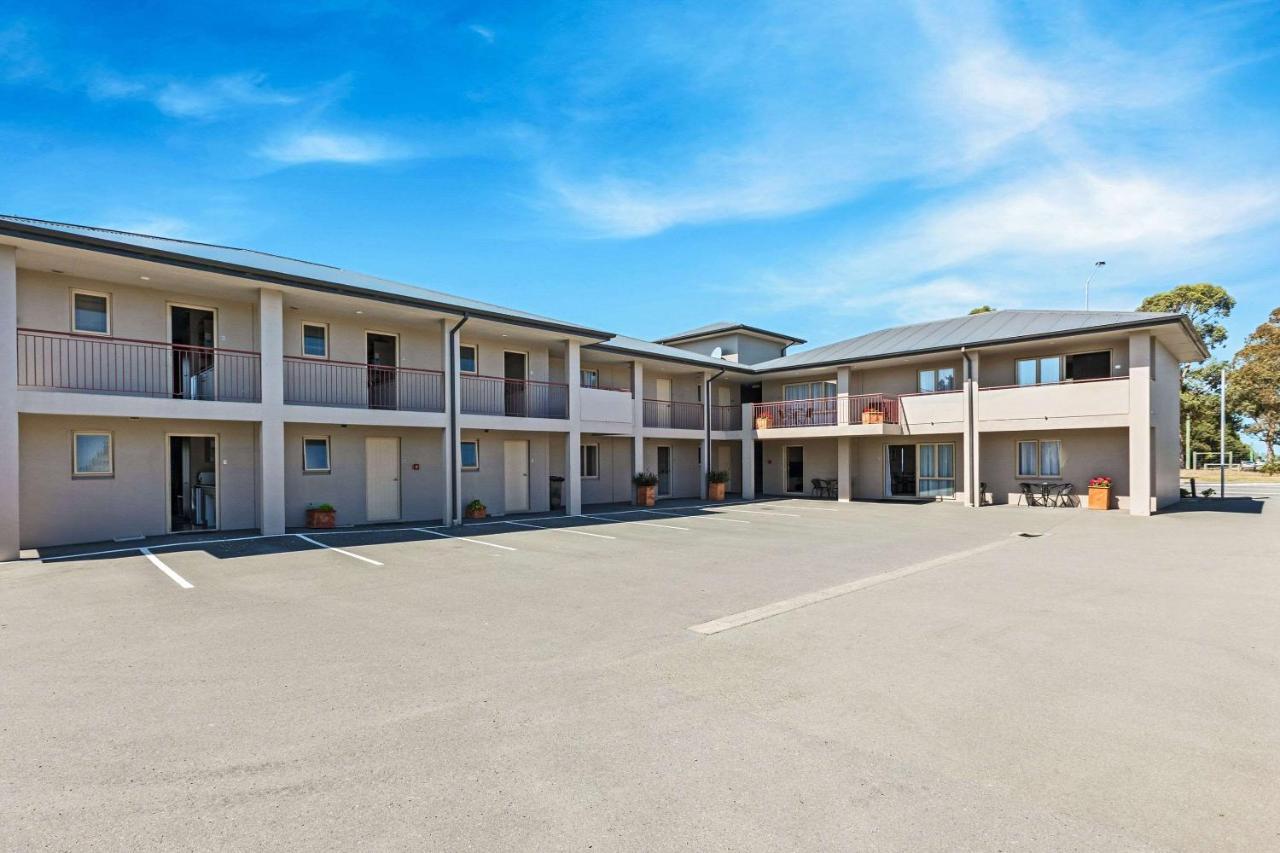 The Suites Ashburton Exterior photo